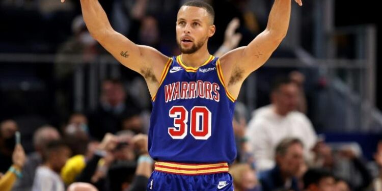 NBA : Curry dépasse Allen et maintient les Warriors au sommet 1 - Le Progrès Egyptien