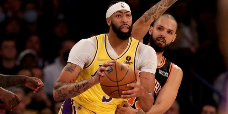 NBA : Les Knicks et Fournier s’offrent les Lakers 2 - Le Progrès Egyptien NBA : Les Knicks et Fournier s’offrent les Lakers 1 - Le Progrès Egyptien