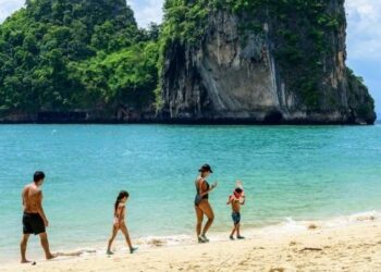 La Thaïlande accueille ses premiers touristes sans quarantaine