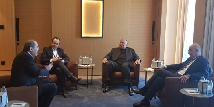 L’Egypte au forum de "Sir Bani Yas" aux EAU 2 - Le Progrès Egyptien L’Egypte au forum de "Sir Bani Yas" aux EAU 1 - Le Progrès Egyptien