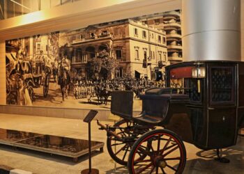 Une exposition temporaire de photos rares au musée des véhicules royaux