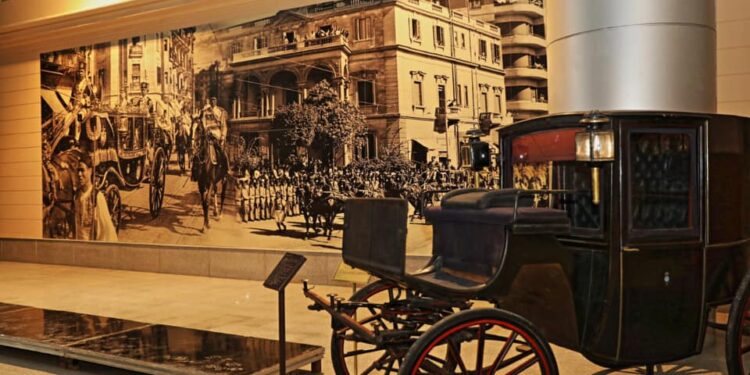 Une exposition temporaire de photos rares au musée des véhicules royaux 2 - Le Progrès Egyptien Une exposition temporaire de photos rares au musée des véhicules royaux 1 - Le Progrès Egyptien