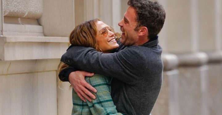 Ben Affleck heureux de “sa deuxième chance” avec Jennifer Lopez 1 - Le Progrès Egyptien