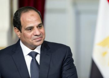 Le Chef de l’Etat donne un coup d’envoi aux projets routiers en Haute-Egypte