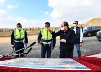 Al-Sissi inspecte un nombre de projets de développement du Grand-Caire