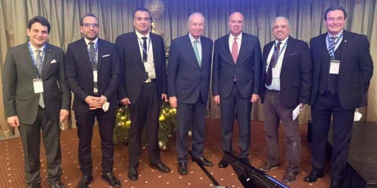 Une délégation hongroise à la zone économique du Canal de Suez 1 - Le Progrès Egyptien