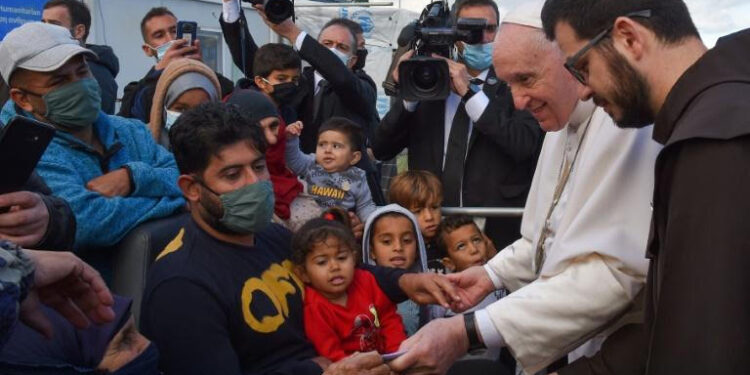 Grèce : Le Pape clôture sa visite axée sur les migrants 1 - Le Progrès Egyptien