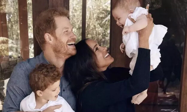 Harry et Meghan, premier Noël à quatre avec Archie et Lilibet 1 - Le Progrès Egyptien