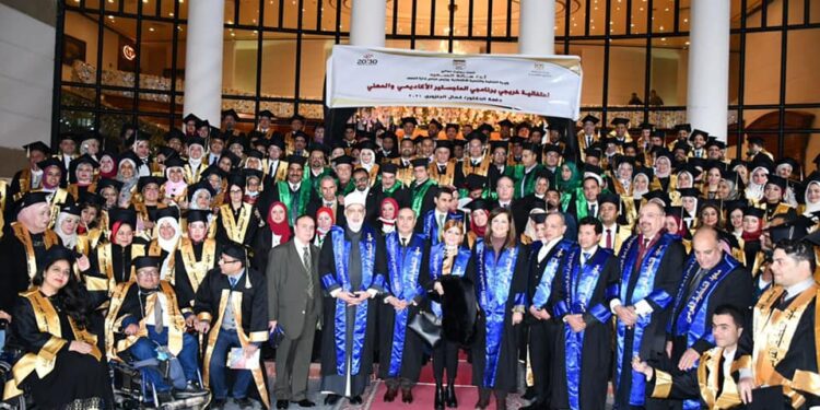 Master professionnel et académique : Remise des diplômes aux titulaires 1 - Le Progrès Egyptien