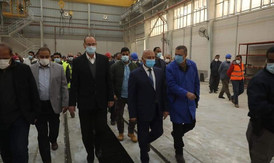 Le ministre du Transport inspecte l'entretien et la maintenance des locomotives 2 - Le Progrès Egyptien Le ministre du Transport inspecte l'entretien et la maintenance des locomotives 1 - Le Progrès Egyptien