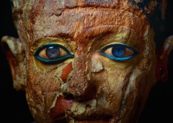 Le regard éblouissant de Mitri le scribe !