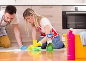 Le ménage, nerf de la guerre ?