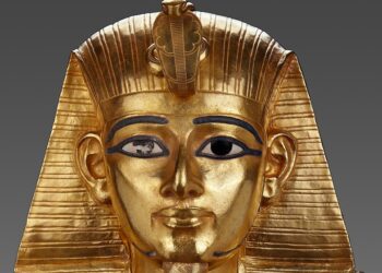 Masque funéraire doré de Psousennès I
