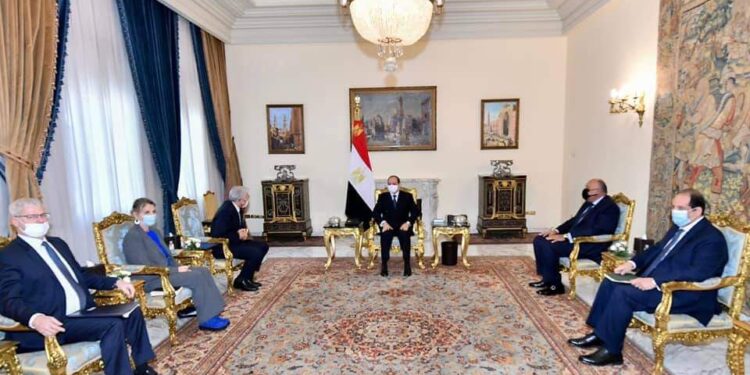 Al-Sissi : L'Egypte poursuit ses efforts pour réaliser la paix globale et équitable dans le M-O 2 - Le Progrès Egyptien Al-Sissi : L'Egypte poursuit ses efforts pour réaliser la paix globale et équitable dans le M-O 1 - Le Progrès Egyptien