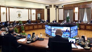 Mesures nécessaires pour l’exécution des décisions du Président