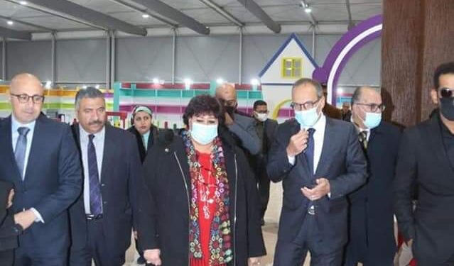 Foire du livre: La ministre de la Culture souligne l'intérêt particulier accordé aux enfants 1 - Le Progrès Egyptien