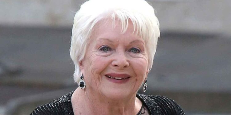 Florent Pagny atteint d’un cancer : Line Renaud lui adresse un message poignant 1 - Le Progrès Egyptien