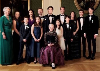 Photo officielle de la famille royale danoise