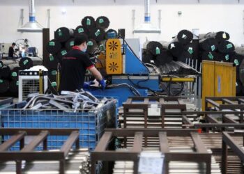 Chine: L’activité manufacturière progresse de manière inattendue
