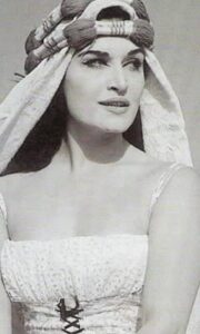 Dalida, une artiste iconique au destin tragique 10 - Le Progrès Egyptien Dalida, une artiste iconique au destin tragique 9 - Le Progrès Egyptien