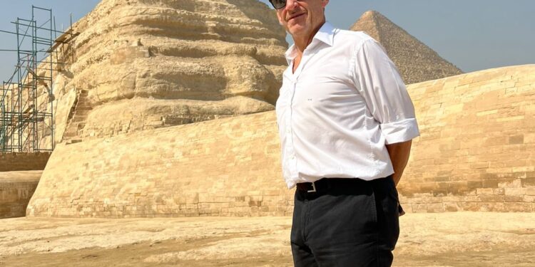 Sarkozi aux pyramides 1 - Le Progrès Egyptien
