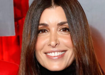 Jenifer nommée Chevalière des Arts et des Lettres