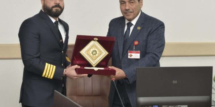 Une délégation de l’Académie militaire Nasser loue les pilotes d’EgyptAir 1 - Le Progrès Egyptien