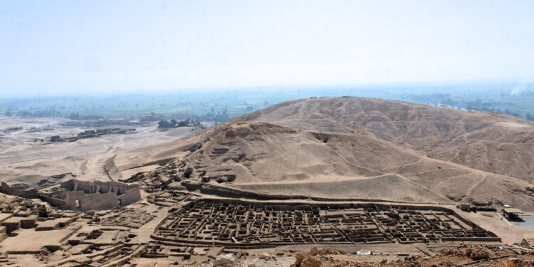Deir El-Médina : La nécropole qui renferme les secrets d’antan 2 - Le Progrès Egyptien Deir El-Médina : La nécropole qui renferme les secrets d’antan 1 - Le Progrès Egyptien