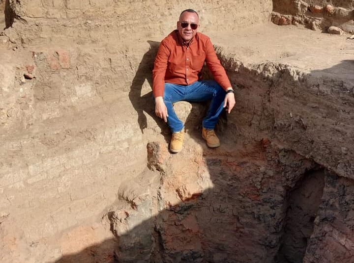 Découverte d’objets royaux  au Temple de Louxor 