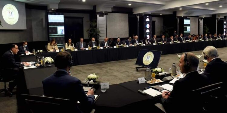 Madbouli : Les investissements français en Egypte se chiffrent à 4 milliards d'euros 2 - Le Progrès Egyptien Madbouli : Les investissements français en Egypte se chiffrent à 4 milliards d'euros 1 - Le Progrès Egyptien