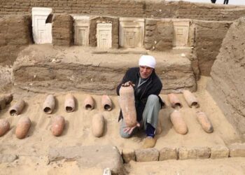 Le masque au regard vivant et expressif