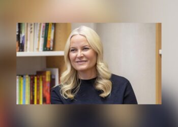 Mette-Marit de Norvège : Discuter littérature avec les élèves