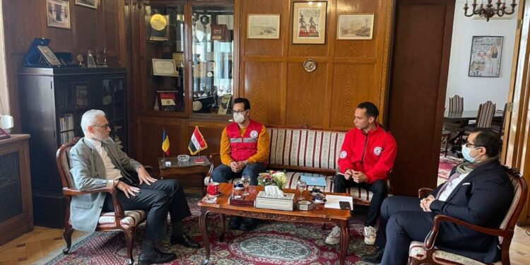 Le Croissant Rouge Egyptien participe au rapatriement des bloqués en Roumanie 2 - Le Progrès Egyptien Le Croissant Rouge Egyptien participe au rapatriement des bloqués en Roumanie 1 - Le Progrès Egyptien