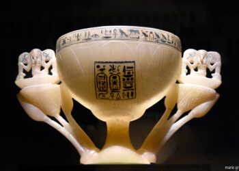 Le calice de lotus de Toutankhamon