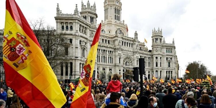 Espagne : Des milliers de manifestants contre la vie chère 2 - Le Progrès Egyptien Espagne : Des milliers de manifestants contre la vie chère 1 - Le Progrès Egyptien