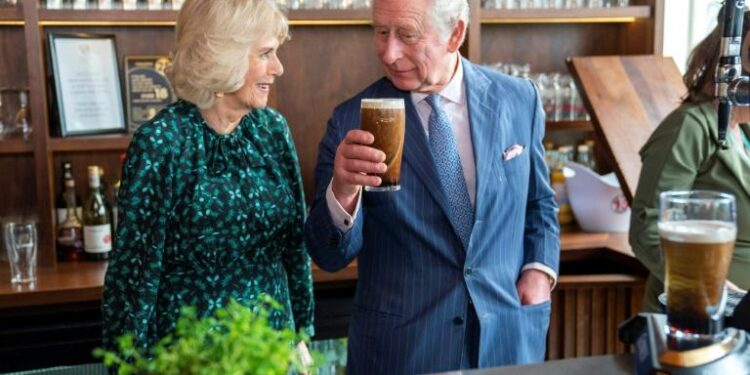 Le prince Charles en Irlande pour les 70 ans de règne d’Elizabeth II 2 - Le Progrès Egyptien Le prince Charles en Irlande pour les 70 ans de règne d’Elizabeth II 1 - Le Progrès Egyptien