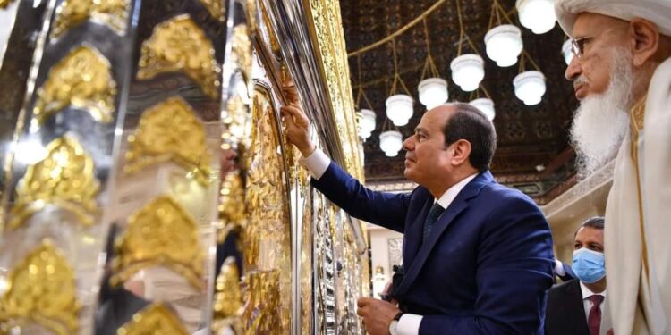 Al-Sissi inaugure la mosquée Al-Hussein après sa rénovation 1 - Le Progrès Egyptien