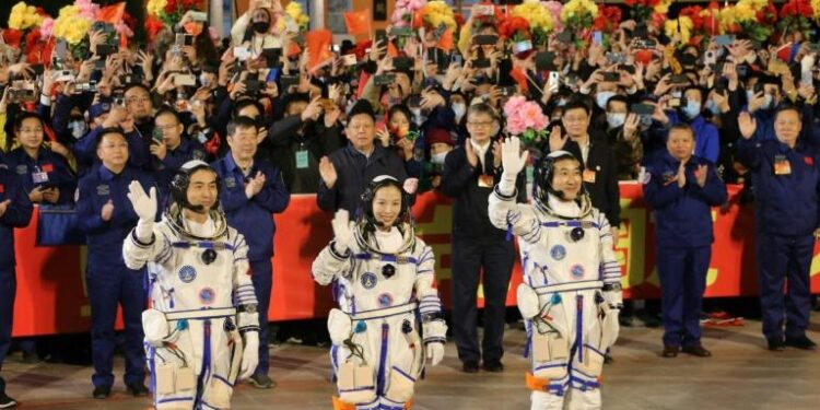 Trois Chinois de retour d’un séjour record dans l’espace 1 - Le Progrès Egyptien