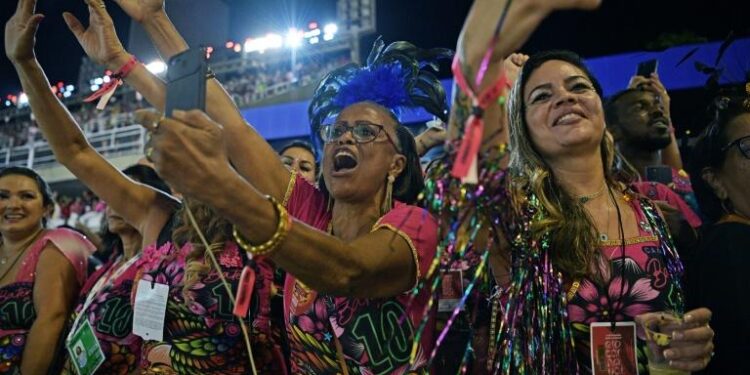 Au carnaval de Rio, la lutte contre le racisme 2 - Le Progrès Egyptien Au carnaval de Rio, la lutte contre le racisme 1 - Le Progrès Egyptien