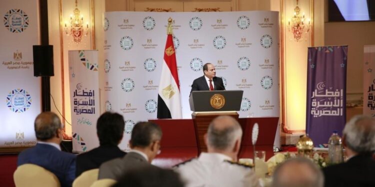 Al-Sissi accueille les héros de "Vie Décente" à l'Iftar de la famille égyptienne 1 - Le Progrès Egyptien