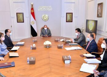 Al-Sissi: renforcer le rôle des ONG et des mécanismes de coordination avec le système des leaders communautaires
