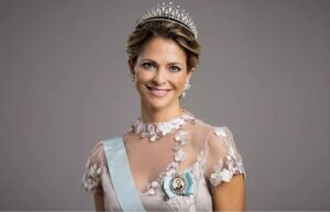 Victoria, Sofia, Madeleine et Silvia sublimes sur leurs portraits de gala 5 - Le Progrès Egyptien