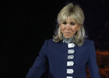 Brigitte Macron jure fidélité à son look de première dame