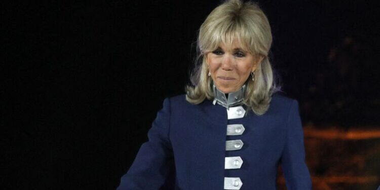 Brigitte Macron jure fidélité à son look de première dame 2 - Le Progrès Egyptien Brigitte Macron jure fidélité à son look de première dame 1 - Le Progrès Egyptien