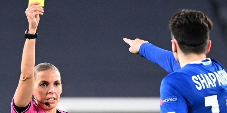 Euro féminin : Frappart parmi les 13 arbitres retenues 1 - Le Progrès Egyptien