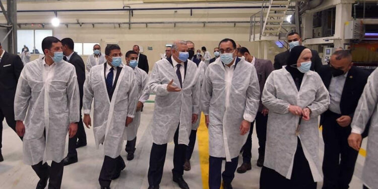 Une nouvelle usine de tapis mécaniques au 10 Ramadan 1 - Le Progrès Egyptien