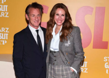 Sean et Julia , duo de charme à l’avant-première de «Gaslit»