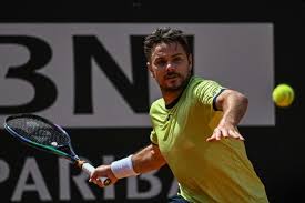 Tennis : Wawrinka a encore le “feu” à Rome