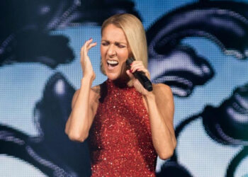 Céline Dion reporte sa tournée européenne à 2023