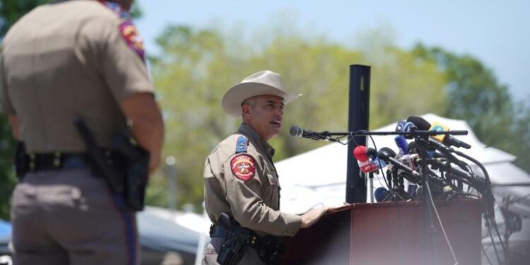 Grand-messe du principal lobby pro-armes en pleine polémique après la fusillade au Texas 1 - Le Progrès Egyptien